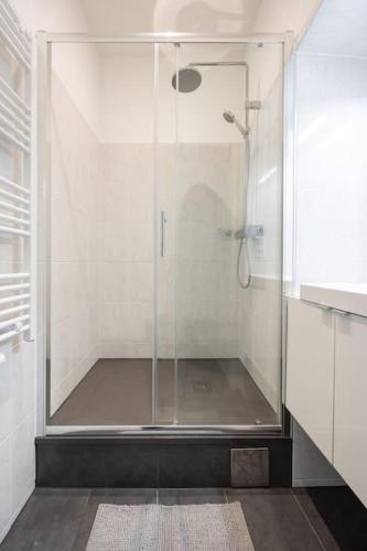 Second District Charming Flat