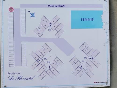 a map of the perimeter of a tennis court at Studio 2 à 4 personnes proche de la plage in La Guérinière