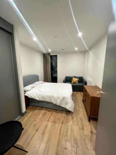 Katil atau katil-katil dalam bilik di 1 bedroom Apartment Tottenham Hale