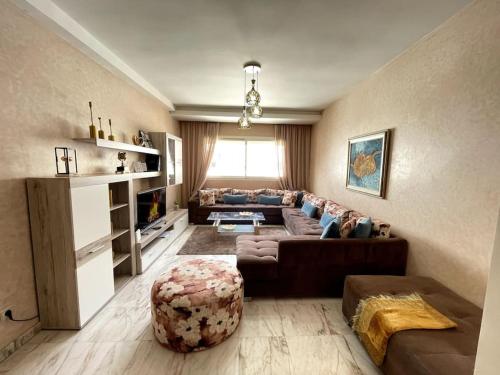 Late&Early Flight cozy Apartment tesisinde bir oturma alanı