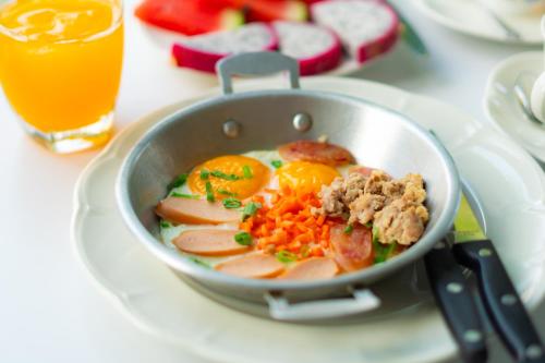 Jídlo v hotelu nebo okolí