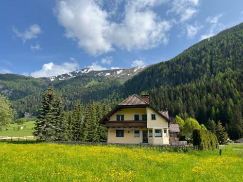 Un paisaje natural cerca de la casa vacacional
