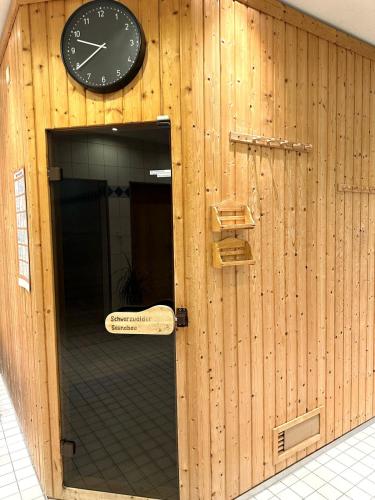Gambar di galeri bagi 2 Zimmer Appartement mit Pool im Haus di Schluchsee