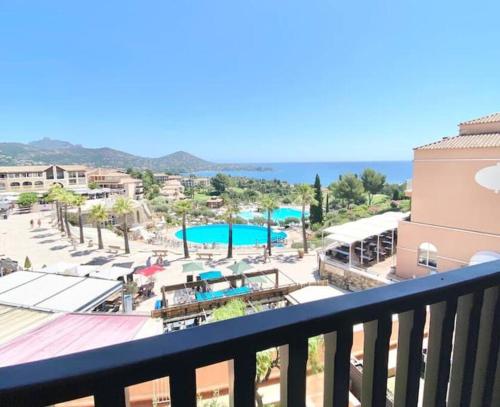 Appart Climatisé 4 prsn / Vue Piscine & Vue Mer Cap Esterel