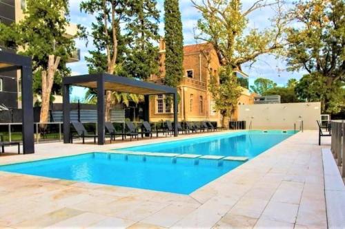 Swimmingpoolen hos eller tæt på Apartaments Deluxe Luxury