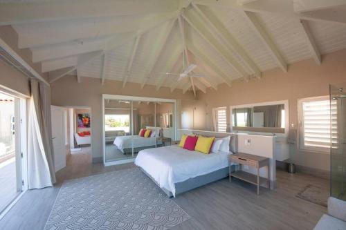 Postel nebo postele na pokoji v ubytování Villa Beachy Head