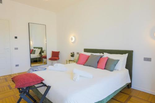 [Private Apartament] Luxury 5 Bedroom - Milano Central Station photo 3
