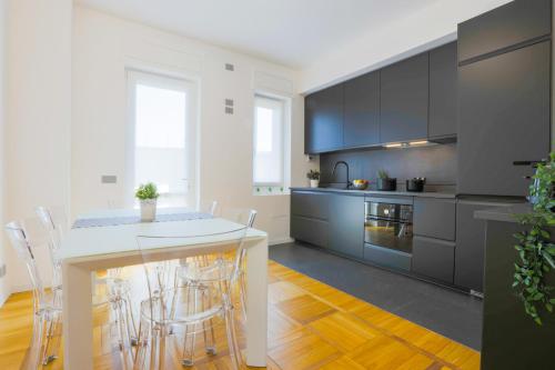 [Private Apartament] Luxury 5 Bedroom - Milano Central Station photo 19