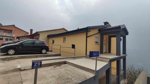 Budova, kde se apartmán nachází