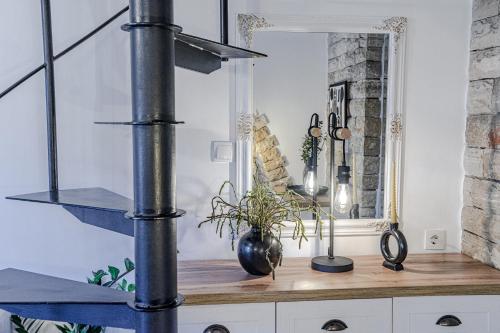 Dapur atau dapur kecil di Modern Fisherman's Stone House Brna
