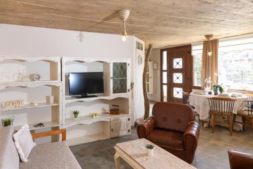 Gallery image of Hill House in Kavala