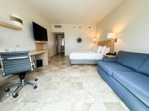 Μια τηλεόραση ή/και κέντρο ψυχαγωγίας στο Courtyard by Marriott Villahermosa Tabasco