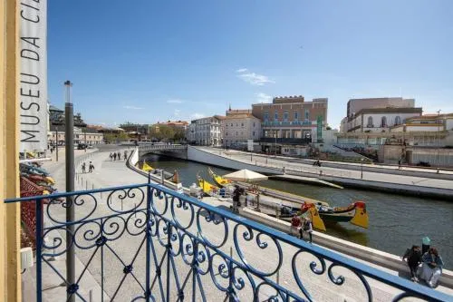 Foto Apartamento no Canal no Centro de Aveiro Localização Premium & Zona Animada 3