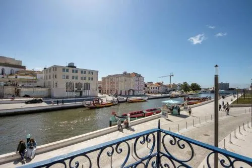 Foto Apartamento no Canal no Centro de Aveiro Localização Premium & Zona Animada 4