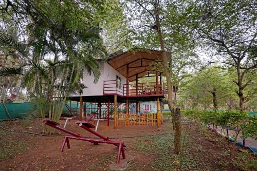 Gallery image of Hillside Spring Valley Resort Masinagudi in Masinagudi