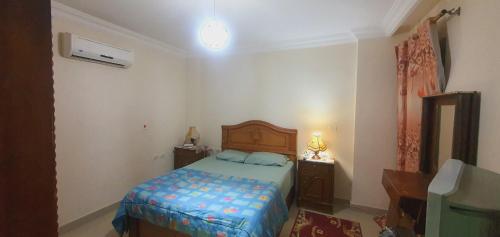 غرفة مفروشة للايجار في مدينتي بسعر مميز