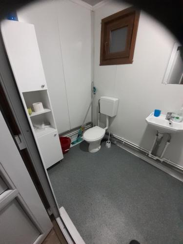 Ένα μπάνιο στο Cabana OTE Soft