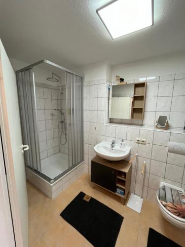 Baðherbergi á Apartment 3 ideal für Familien und Geschäftsreisende ABG69