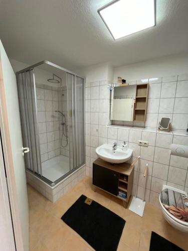 Ένα μπάνιο στο Apartment 3 ABG69 - ideal für Familien und Geschäftsreisende