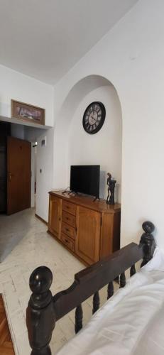 TV i/ili multimedijalni sistem u objektu Studio apartman