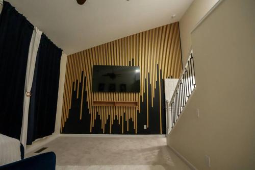 Gambar di galeri bagi Luxury Townhome Minutes From DC di Alexandria