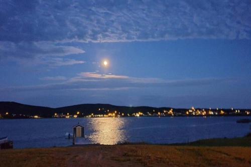 Gambar di galeri bagi Harry’s House in Heart’s Delight, NL di Hearts Delight