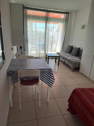 STUDIO POOLVIEW Ground floor
