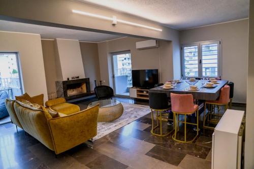 Subtle 3 bed Luxury with a View