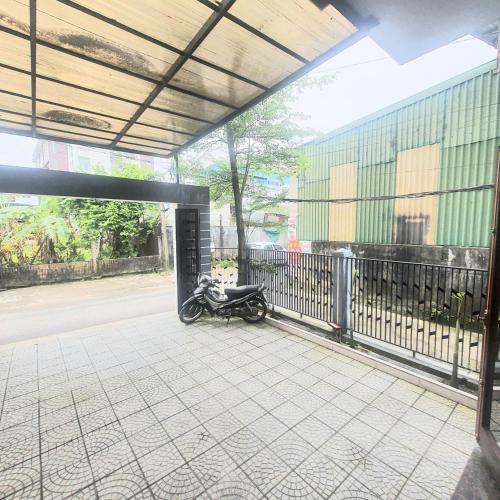 Fotografie z fotogalerie ubytování Kemnpib Homestay - NGUYÊN CĂN, đậu nhiều ô tô v destinaci Hue