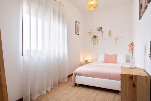 ! Luminous 2BR Top Floor ! Praça da República