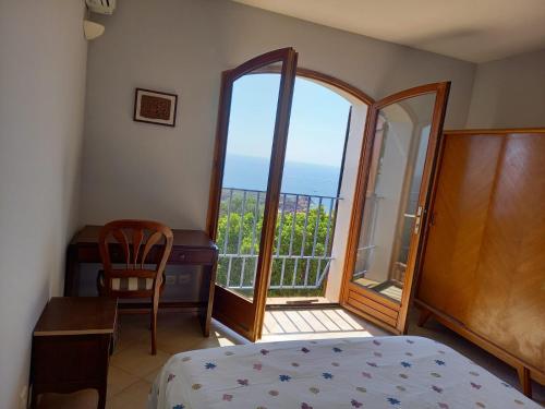 Photo de la galerie de l'établissement Villa Anthéor Vue Mer, à Anthéor