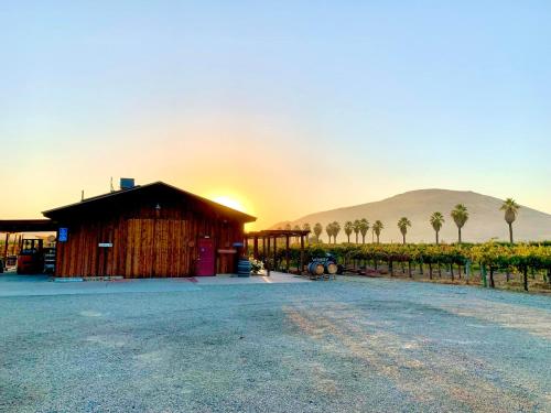 Gallery image of Sequoia View Vineyard in Sanger