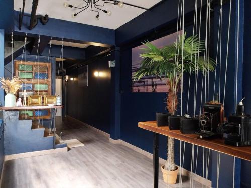 Ένα ή περισσότερα κρεβάτια σε δωμάτιο στο W168 hostel