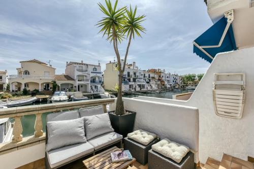 Canal Empuries
