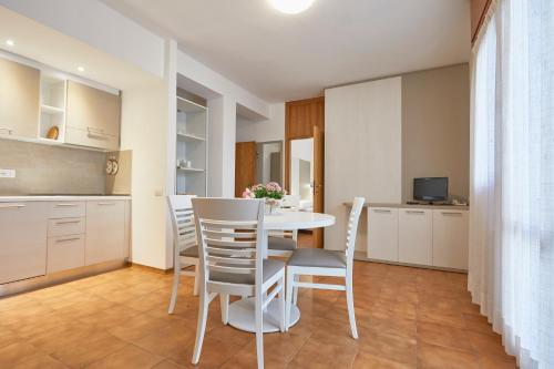 Η κουζίνα ή μικρή κουζίνα στο Residence Piccolo