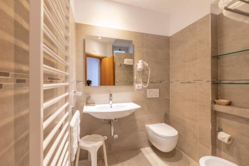 Ένα μπάνιο στο Residence Piccolo