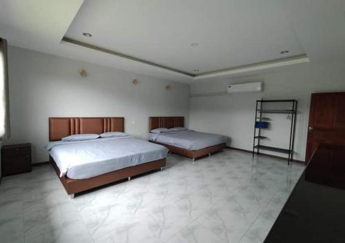 Φωτογραφία από το άλμπουμ του Lsarl Pool Villa อิฏฐ์สรี พูลวิลล่า σε Wangkata