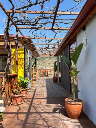Μπαλκόνι ή βεράντα στο Faralya Misafir Evi