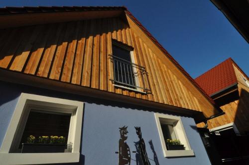 Hoone, kus puhkemaja asub