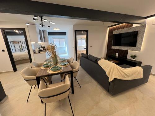 AYQ Apartments BENIDORM BEACH 1