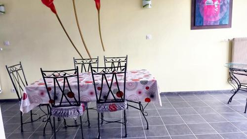 Εστιατόριο ή άλλο μέρος για φαγητό στο Détente et Confort à Saint-Dié-des-Vosges