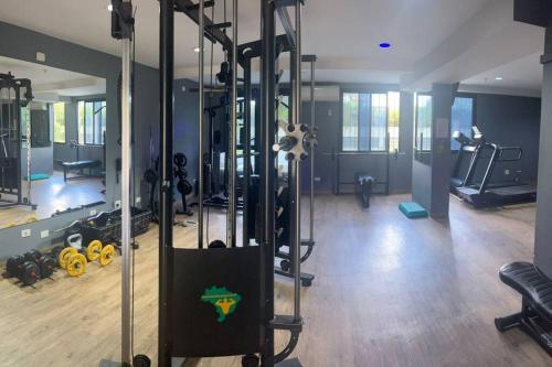 Fitnesscentret og/eller fitnessfaciliteterne på Cosy flat 10 min walk from tube station.