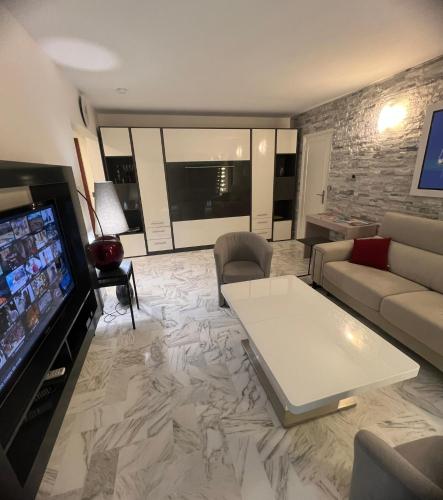 Chic 47m2, calme a 280m Croisette et plage