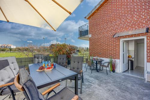 App Moela near the beach