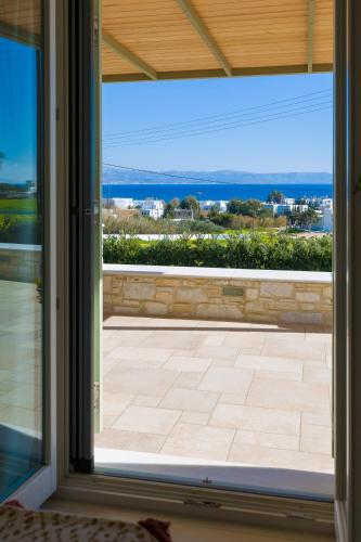 GREEN IN BLUE RESIDENCE LOGARAS