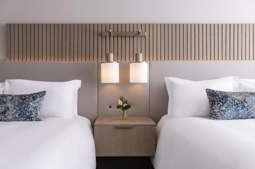 Loews Arlington Hotel Image