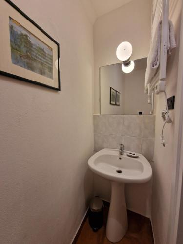 Bilik mandi di Residenza Allegra