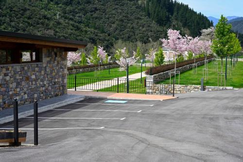 キャンプ場の近くで見られる自然の景観