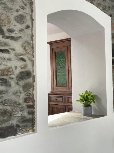 Φωτογραφία από το άλμπουμ του Giulio's place, cozy apartment lake view σε Maccagno Inferiore