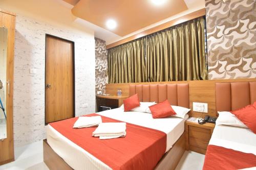 Postel nebo postele na pokoji v ubytování Hotel airport annex